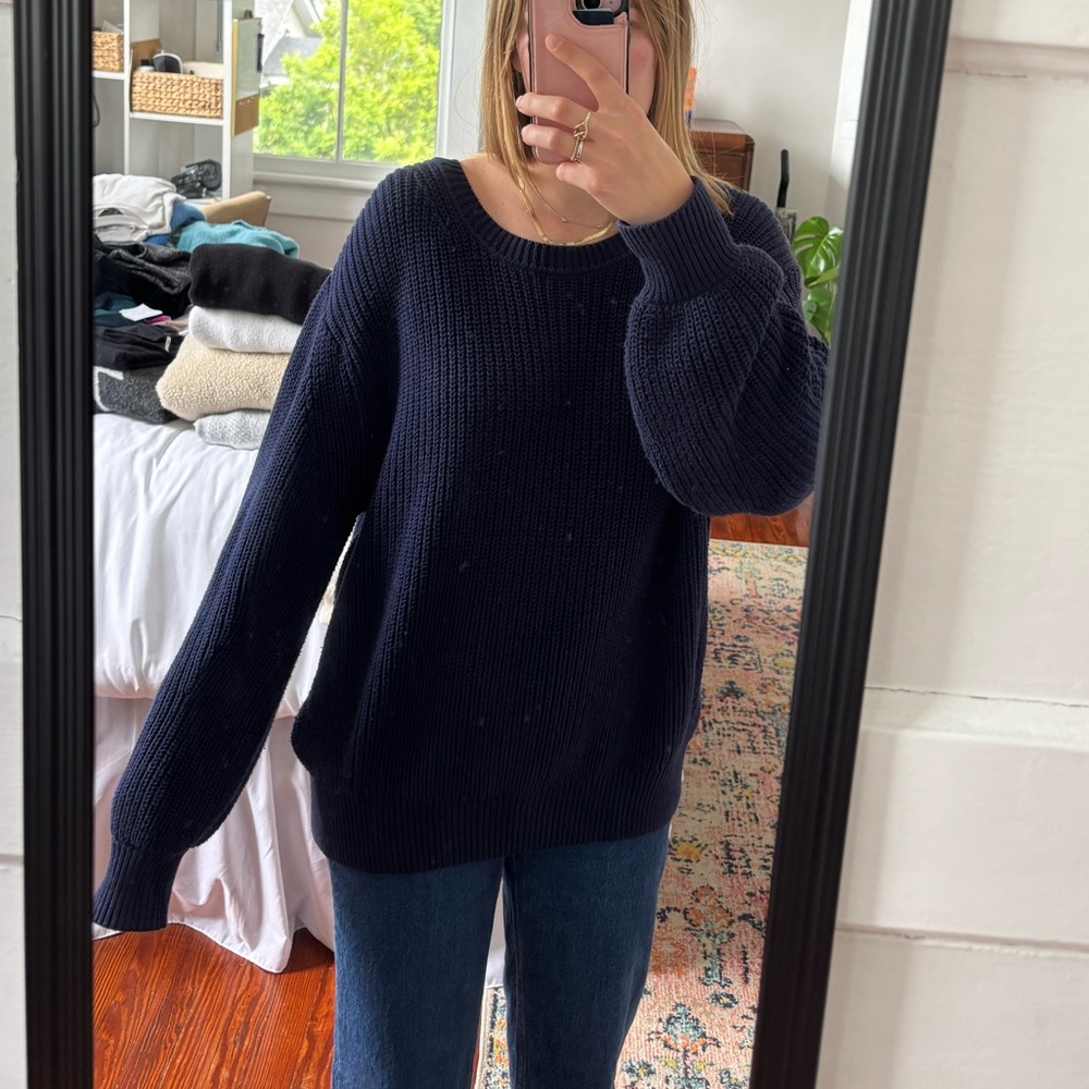 GAP Blue Crew Neck Sweater Timeless Design
